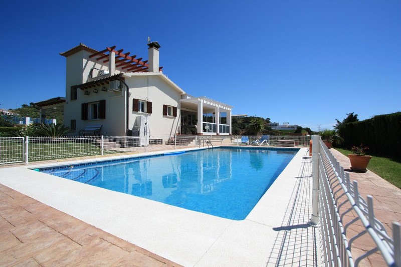 Spanish country villa, close to Town